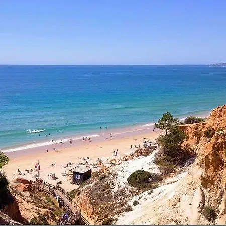 Praia Da Falesia * אלבופיירה